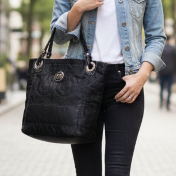 Coach Alex Signature Sateen Tote with Patent Leather Trim - Picture 14 of 14